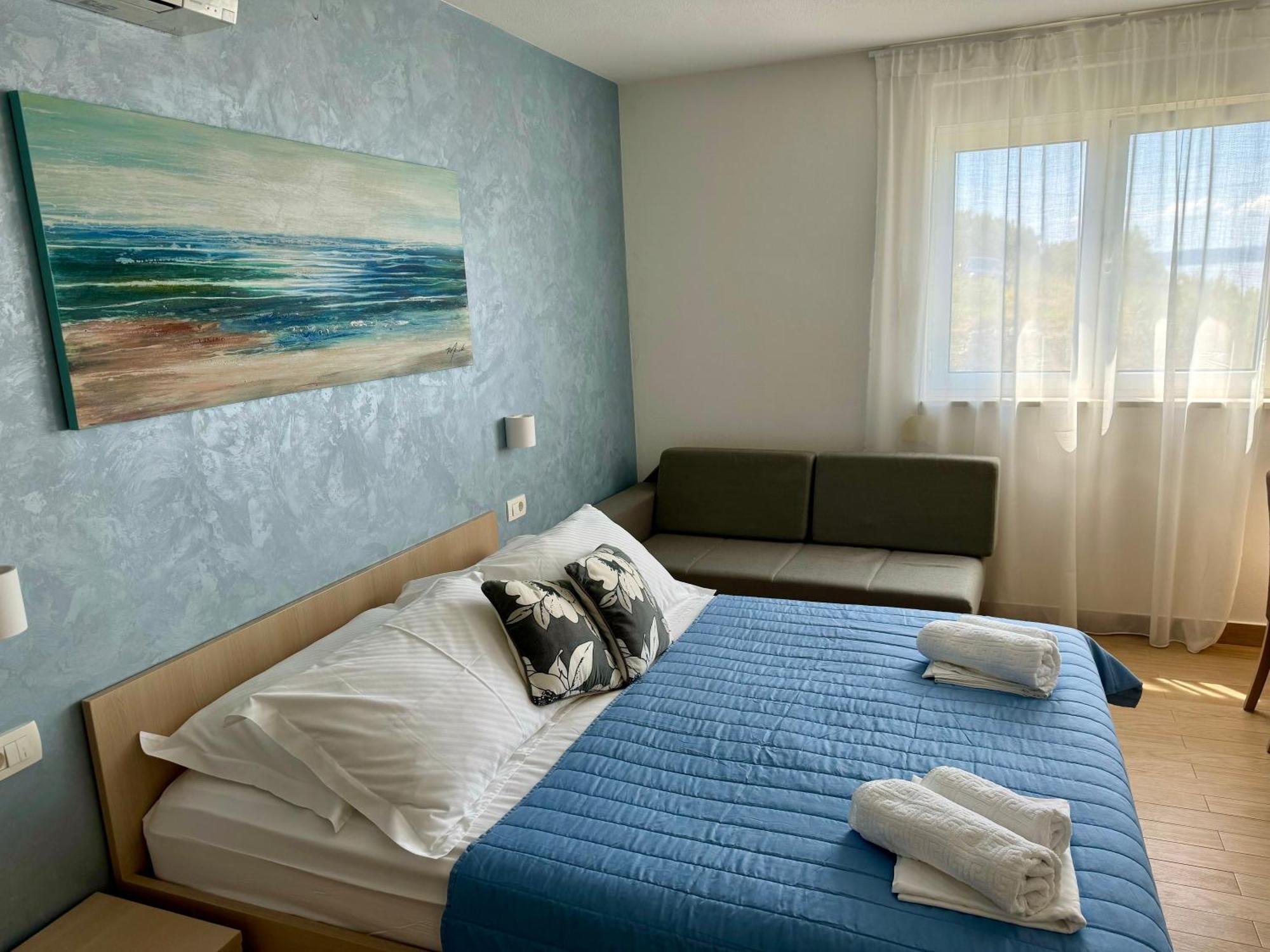 Waterfront Apartments - Тучепи Экстерьер фото