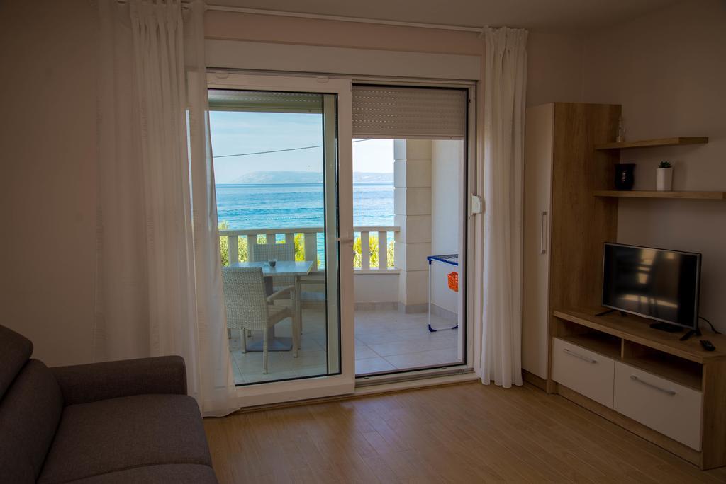 Waterfront Apartments - Тучепи Экстерьер фото
